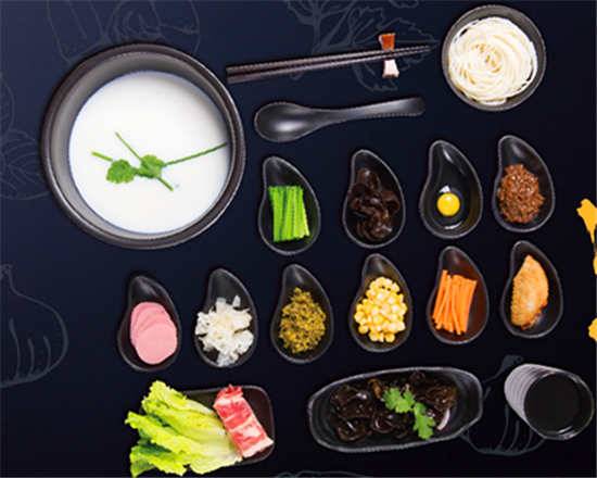 原味過橋米線 Shi Miaodao Famous Crossing Bridge Rice Noodle